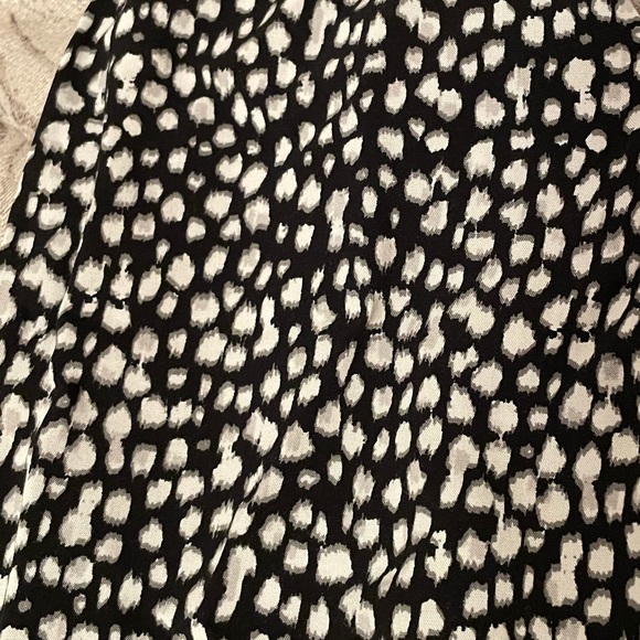 Old navy sun dress. Size: M - Picture 3 of 4